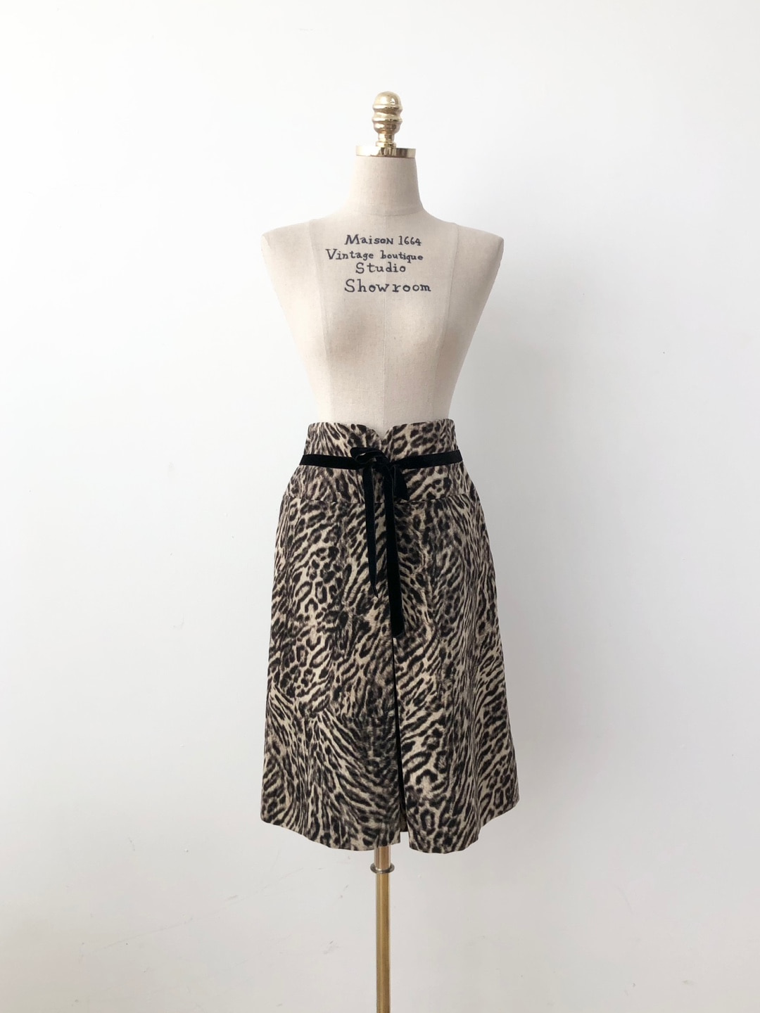 Brown Animal Pattern Black Velvet Ribbon Skirt [27 inch]