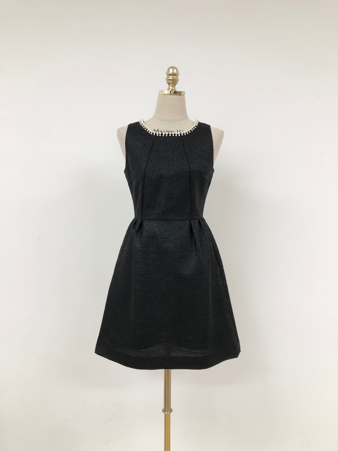 Black pearl neckline sleeveless tweed dress