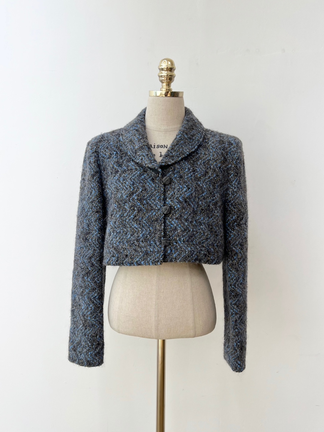 Charcoal blue zigzag puffy round collar cropped jacket