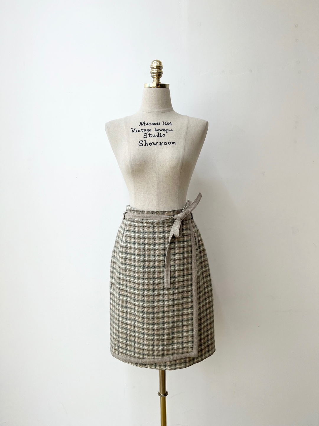 Light Beige Green Check Bow Two-Button Wrap Skirt [27 inch]