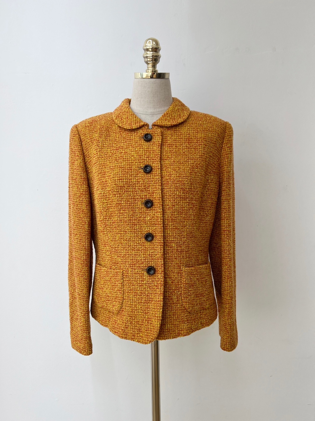 Orange multi-color round collar Brown button two-pocket jacket
