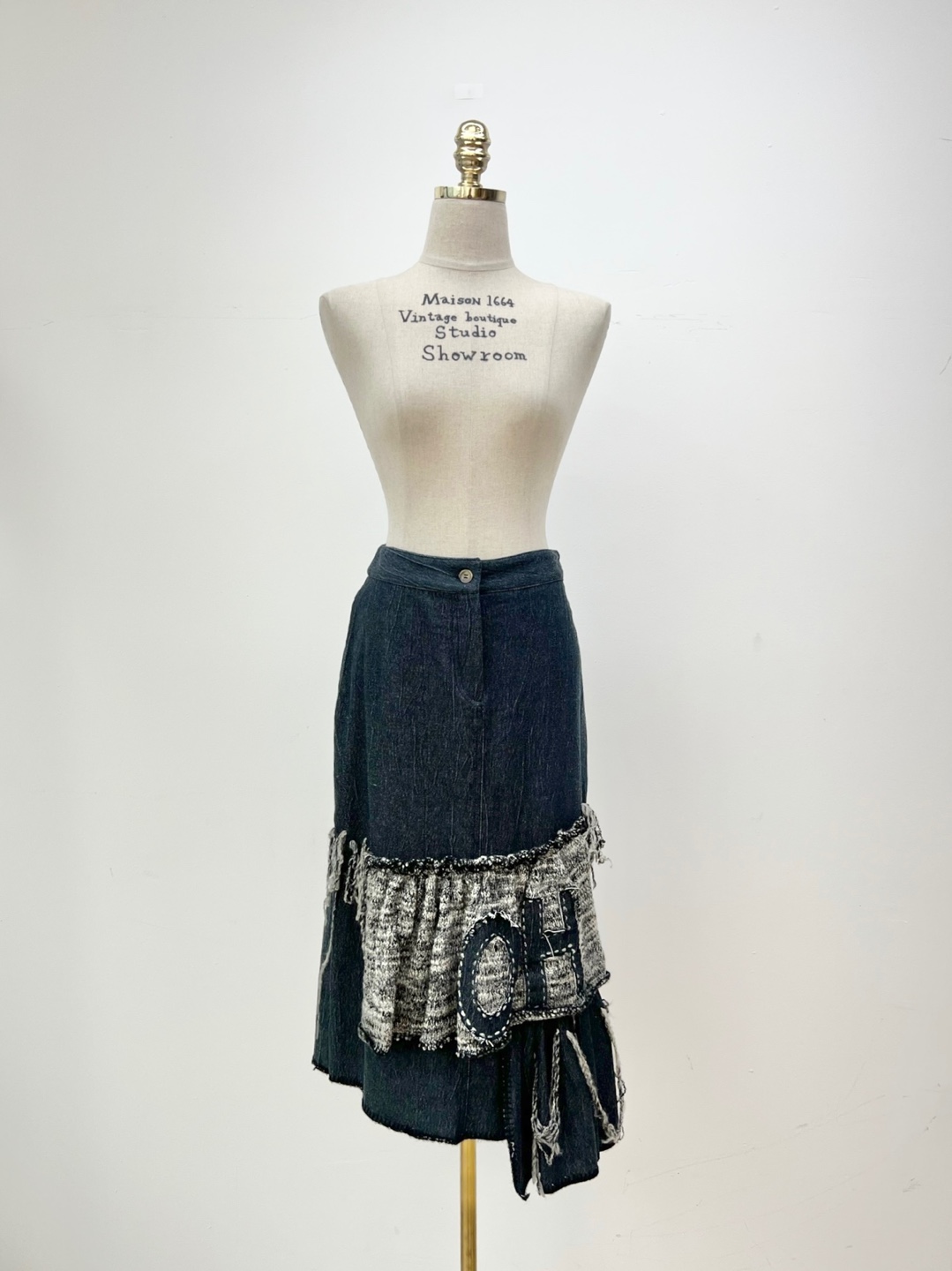 Dikton S OH Knit Stitch Tassel Denim Skirt [Made In Spain / 27inch]
