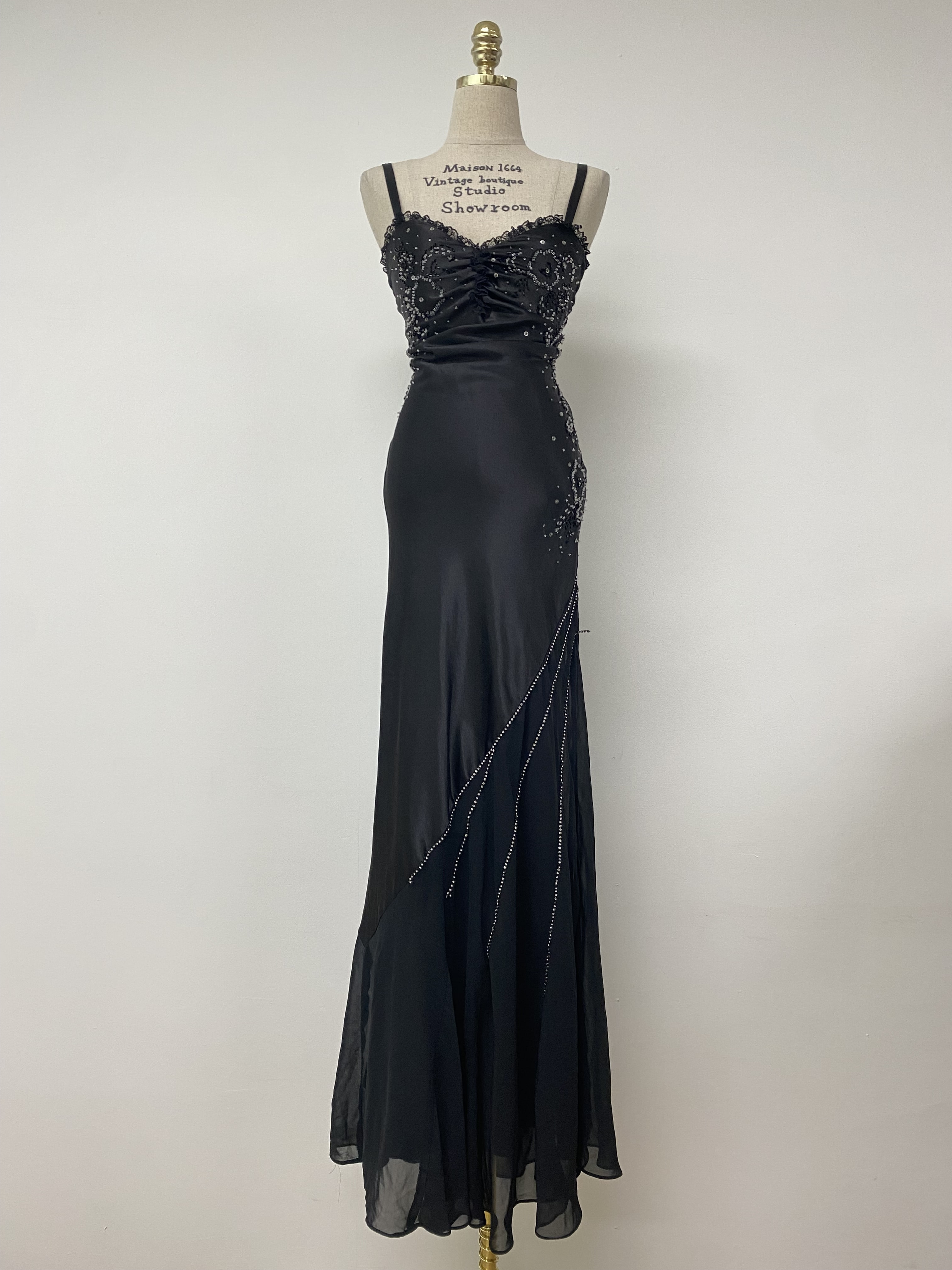 cubic detail sleeveless long dress