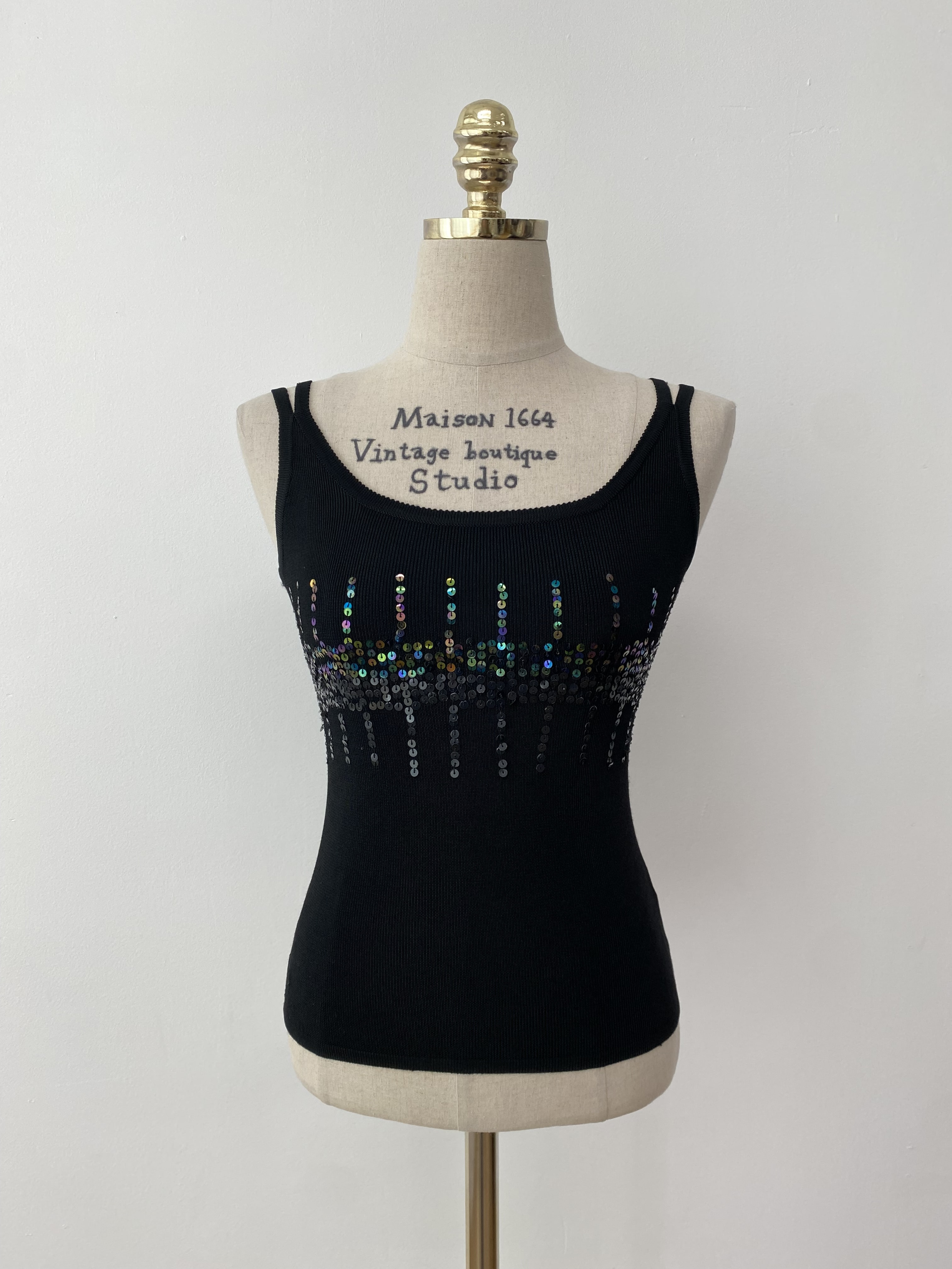 incision laces sequin sleeveless