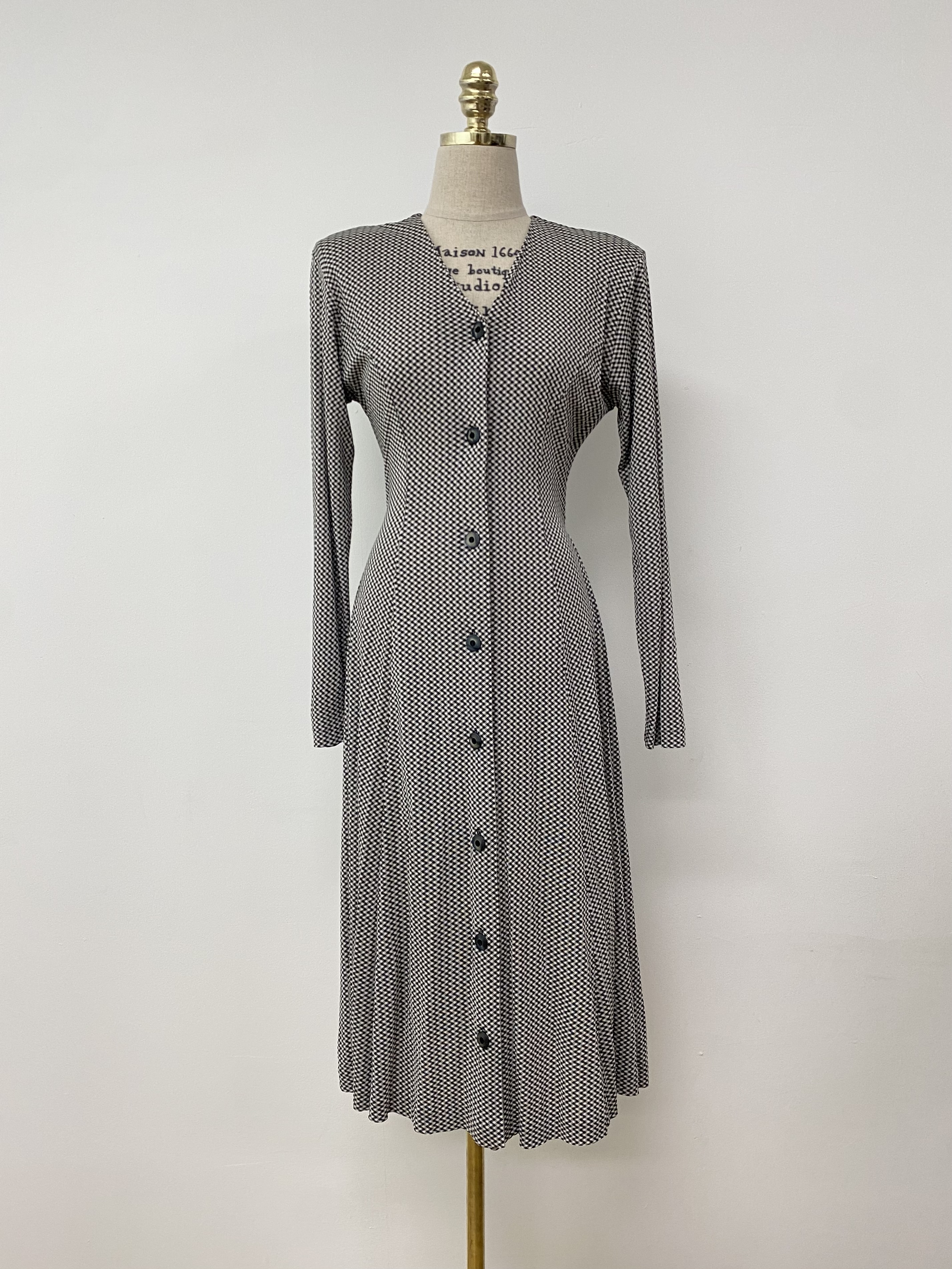 Gingham pattern button long dress