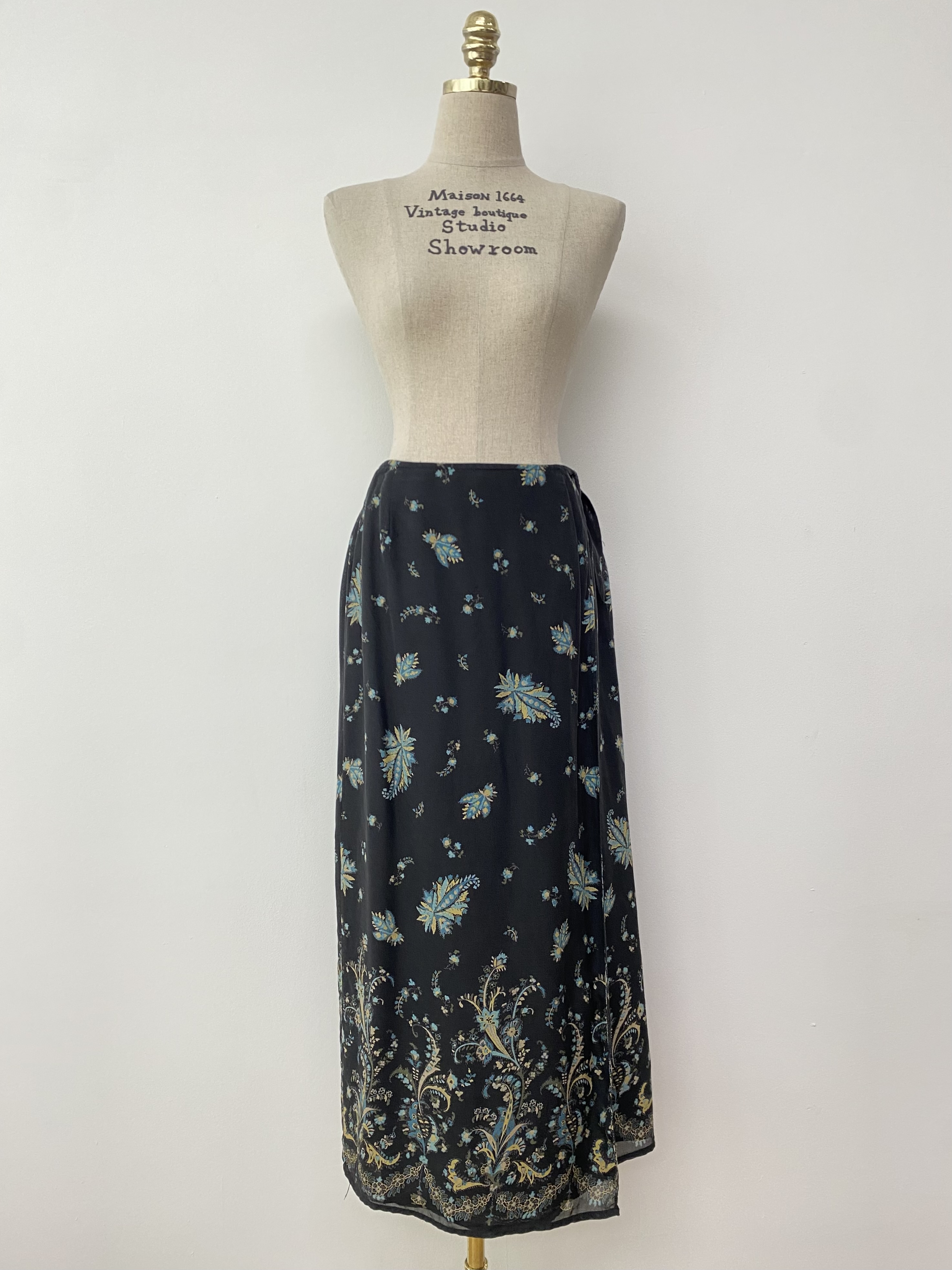 pattern print wrap silk skirt