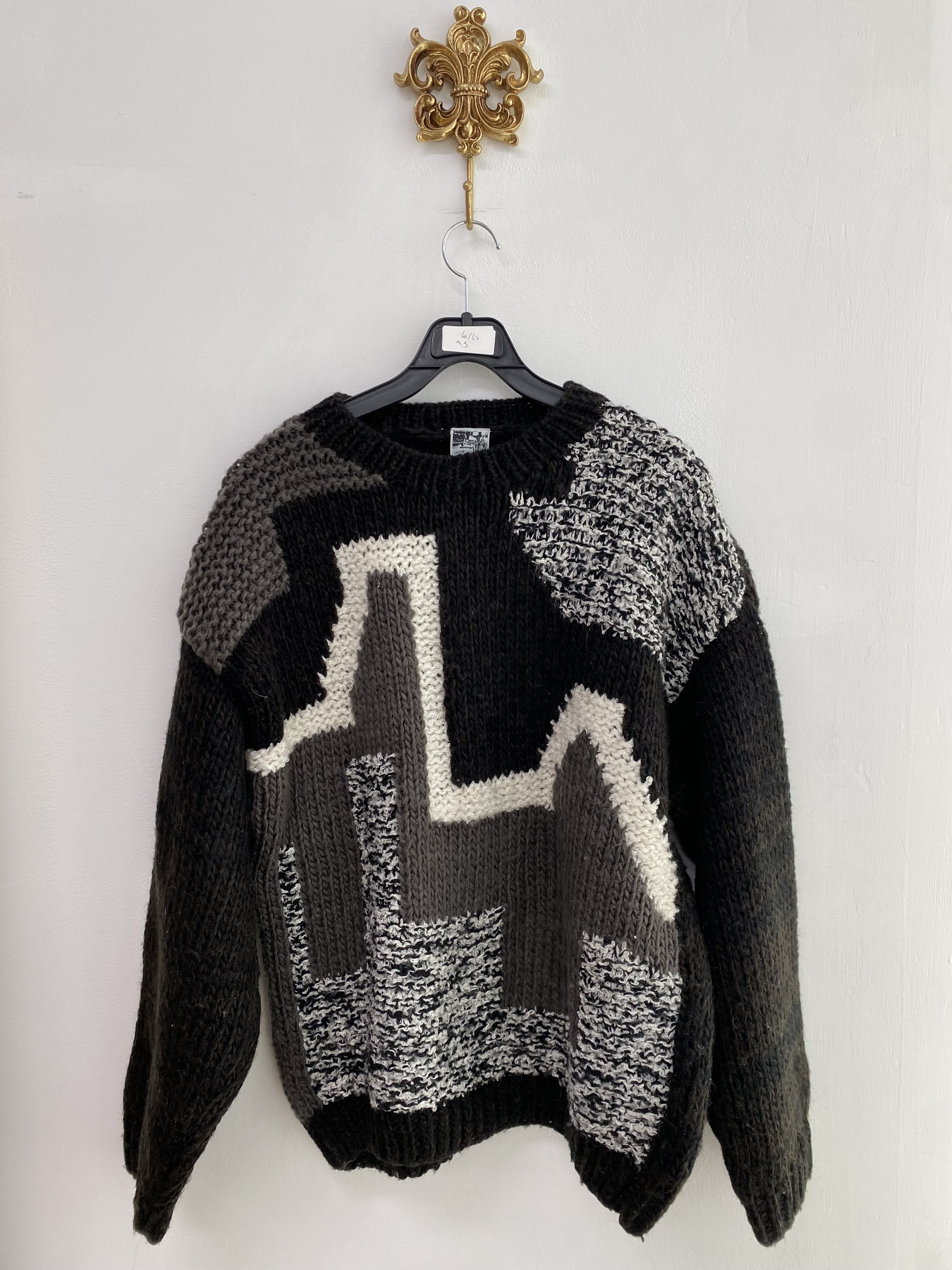 Brown mono tone pattern acrylic knit