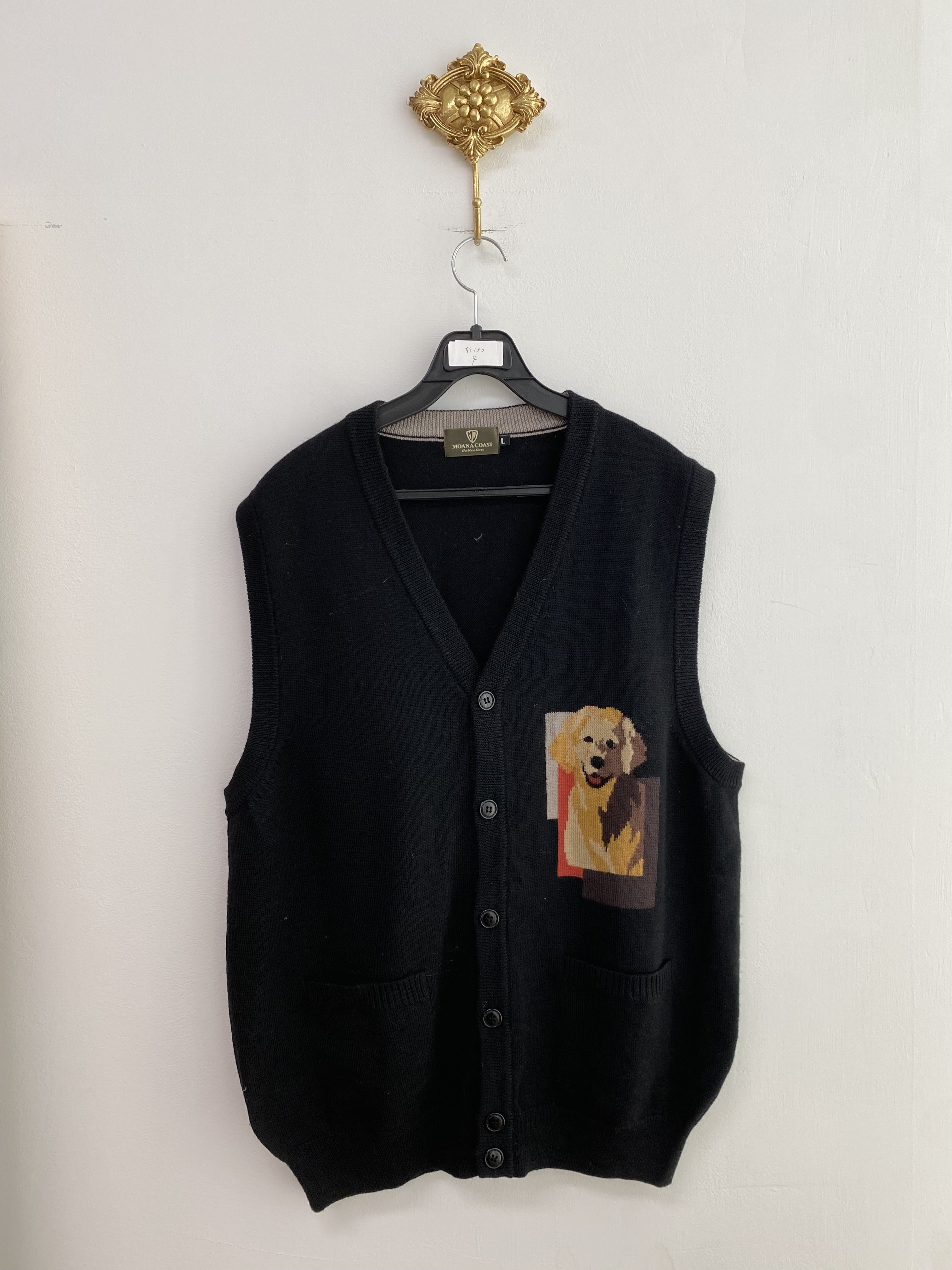 Black puppy printing wool knit button vest