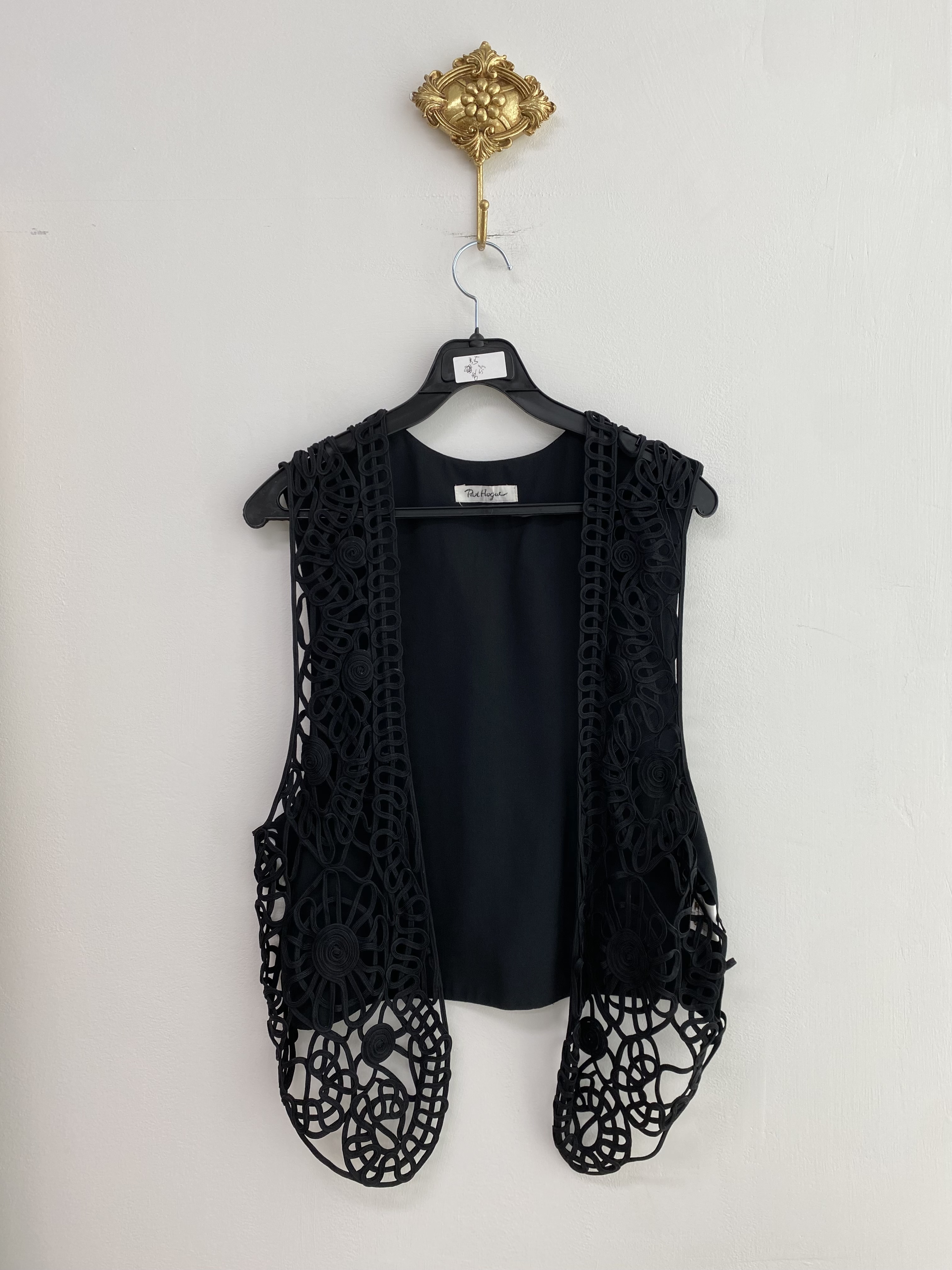Black flower net open vest