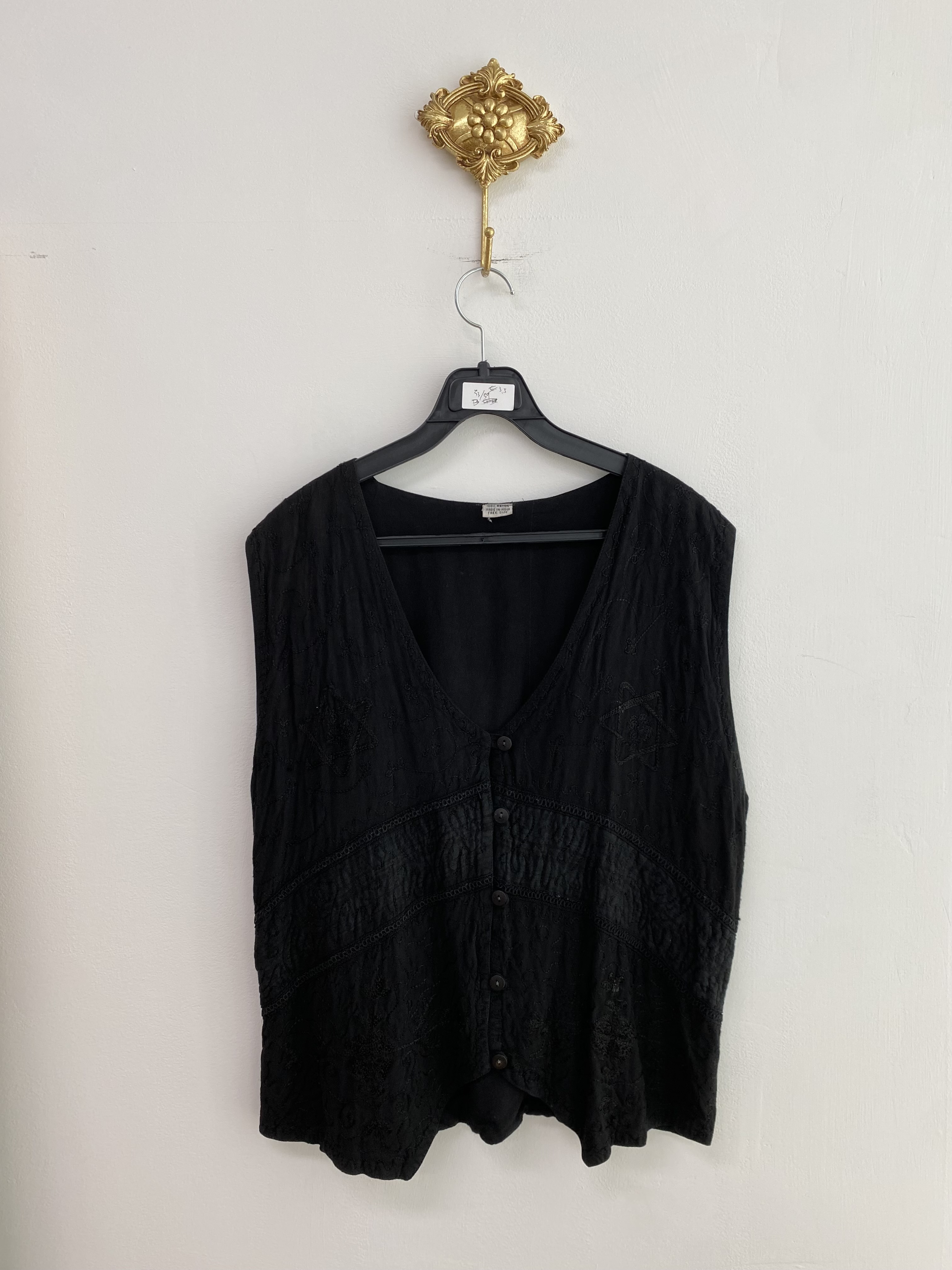 Black unique embroidery rayon button vest