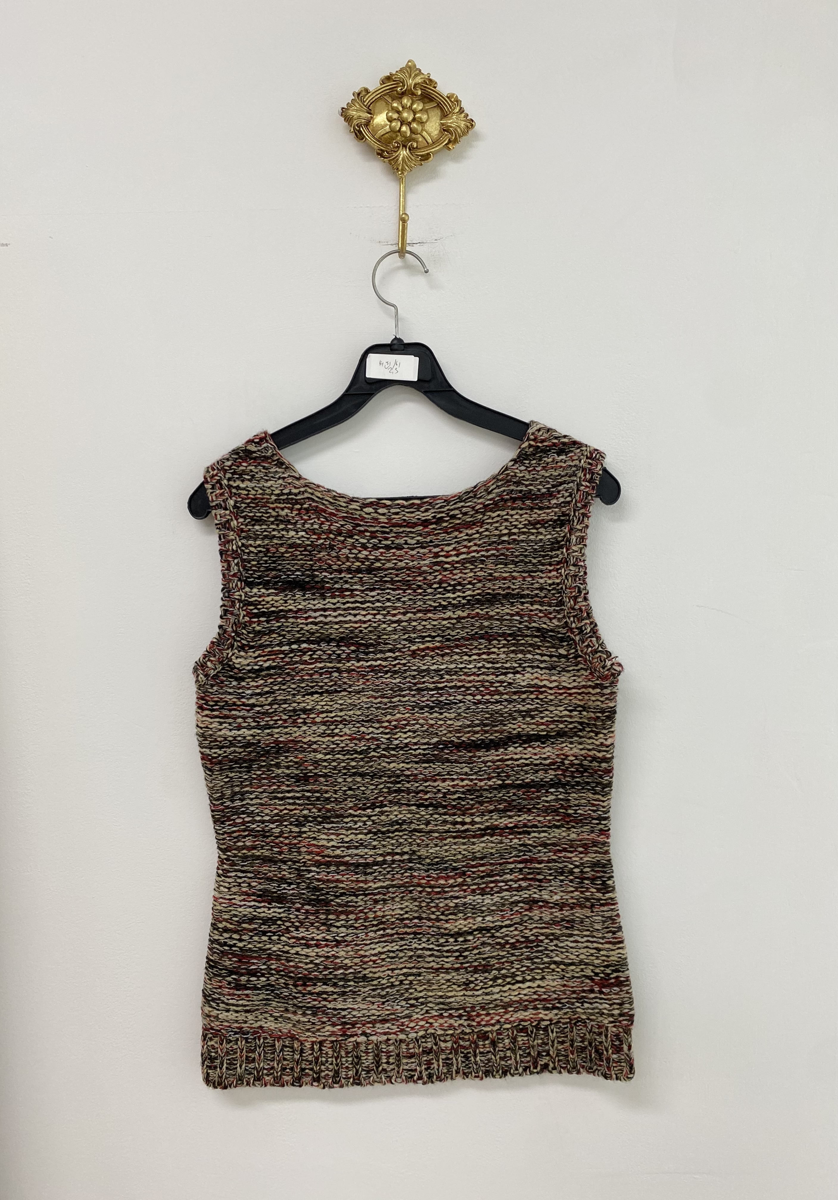 Mix color acrylic knit vest