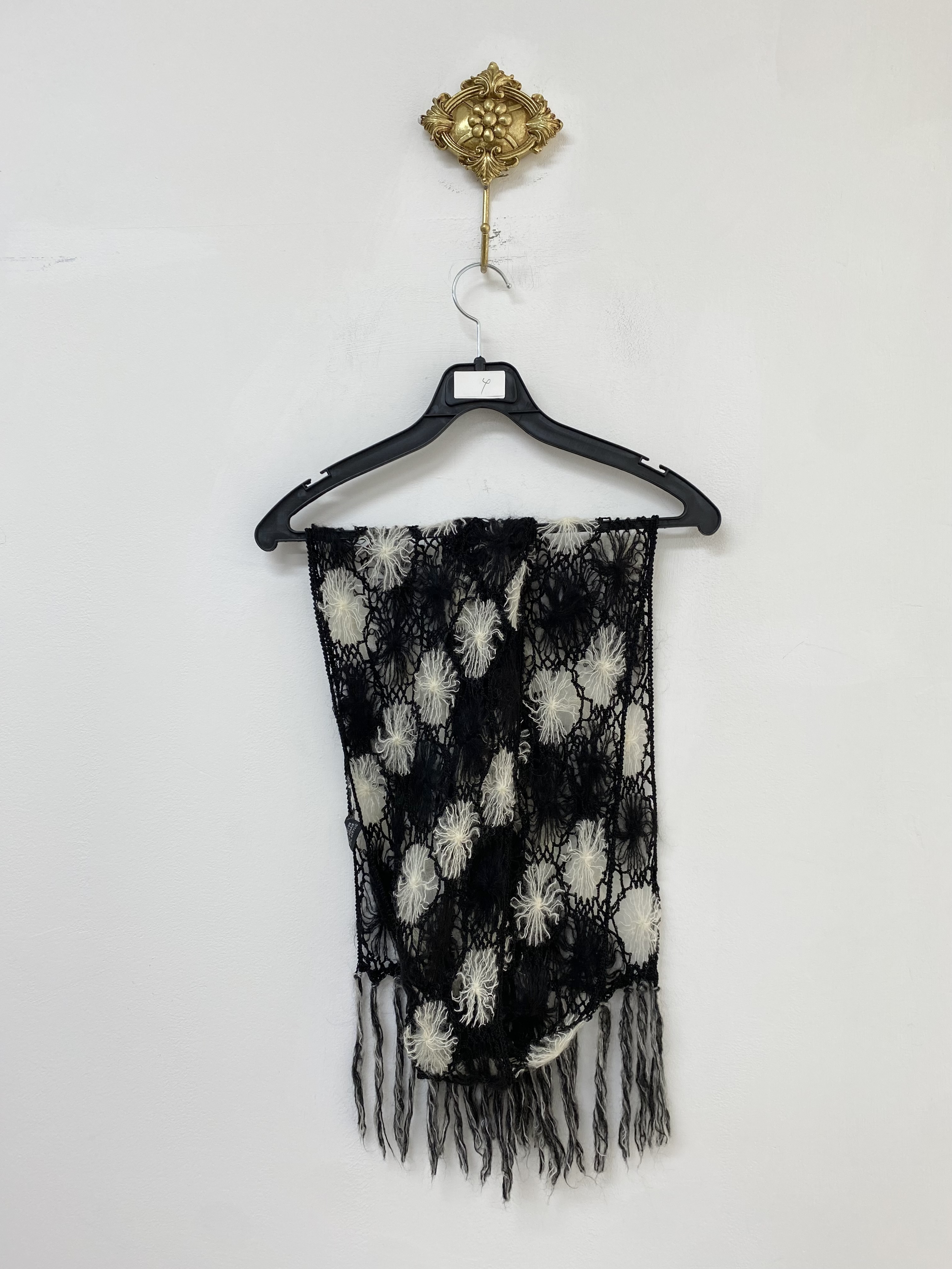 Black white pattern mohair knit muffler