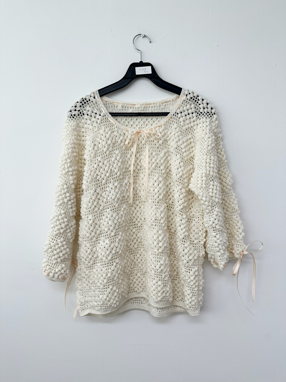 Ivory peach fuzz ribbon crochet knit top